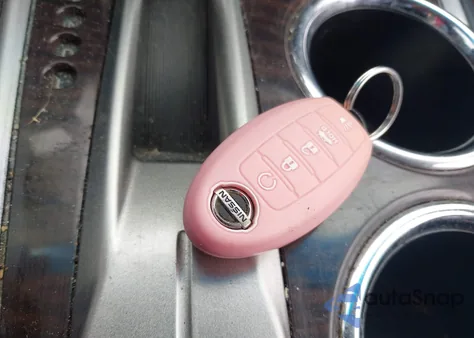 2014 Nissan Pathfinder Sl from USA, damaged, VIN 5N1AR2MN4EC626244